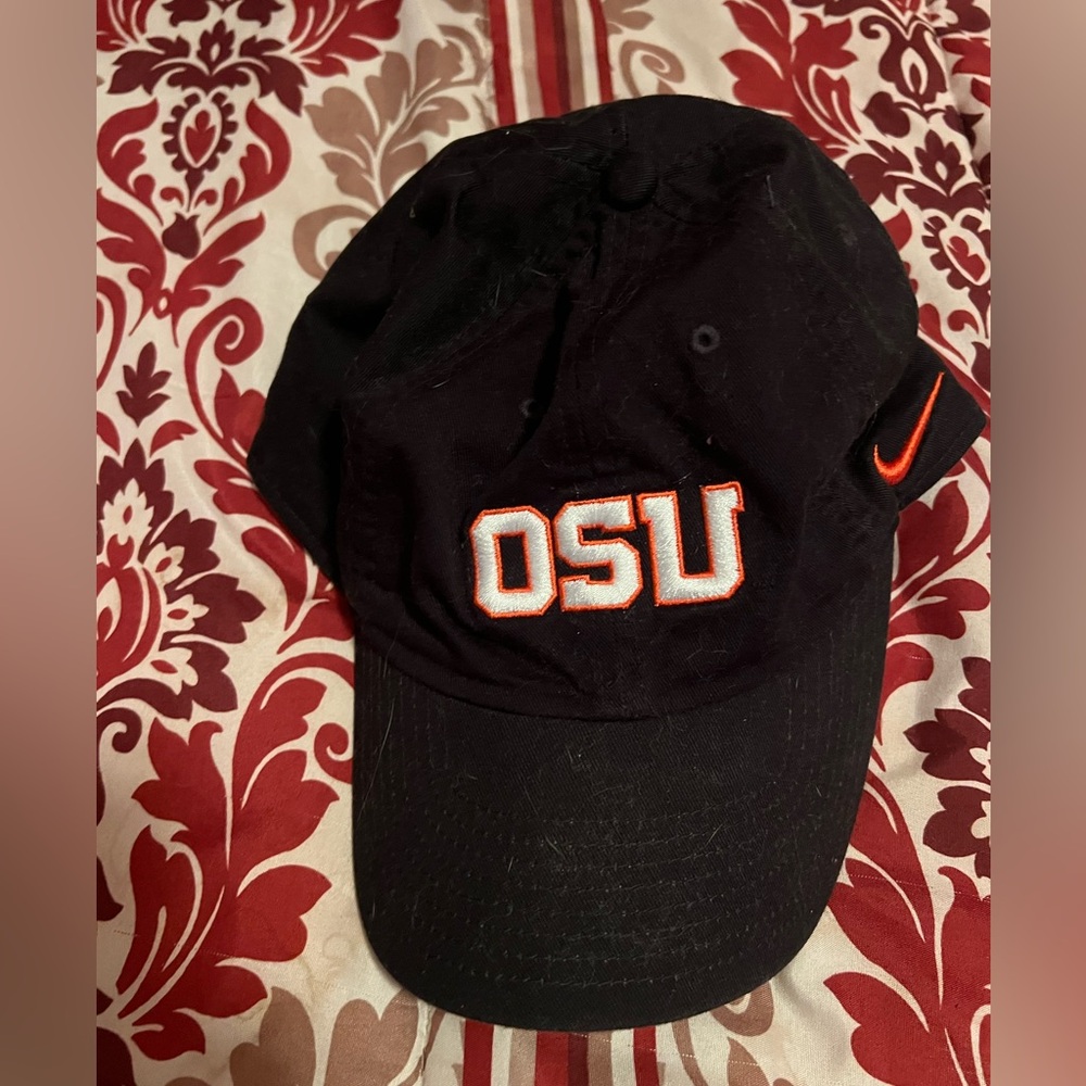 Oregon State University Nike baseball cap